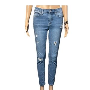 ✔️💰BOGO FREE Nicole Miller Soho Distressed High Rise Skinny Jeans